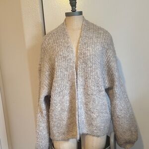 American Eagle Outfitters Cream Cardigan
